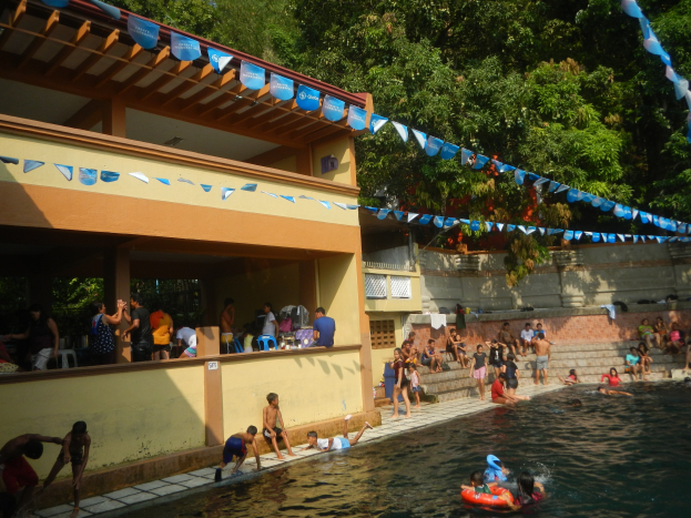 Am Sonntag: Raffteich-Schwimmbad öffnet später