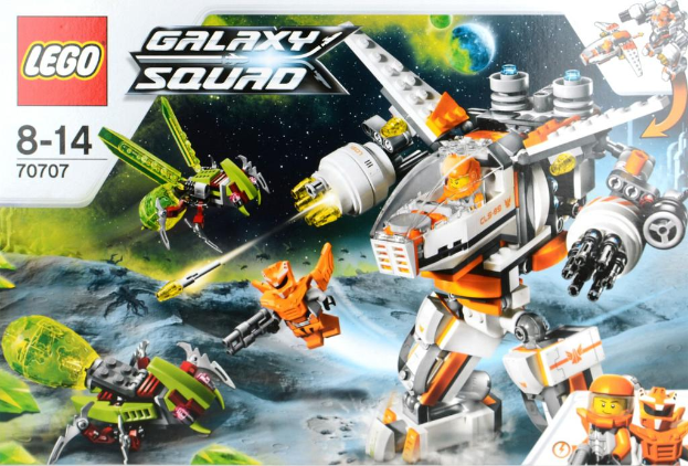 Ein Roboter wird von animierten Personen bedient, mit künstlichen Vögeln, die fliegen, Planeten, Boden, Sternen, einem Wasserzeichen und Text mit Zahlen im Hintergrund.