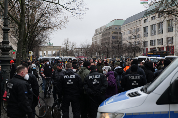 Gericht gestattet Niedersachsens Verfassungsschutz die Überwachung der AfD zu verschärfen