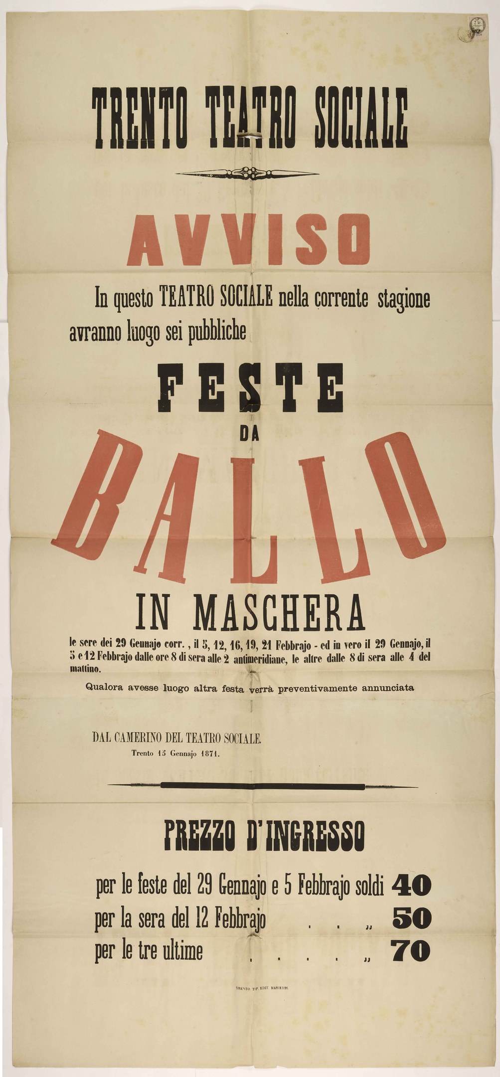 Alte Plakatwerbung für ein Festival in Maschera, Italien, mit Text, der das Ereignis beschreibt.
