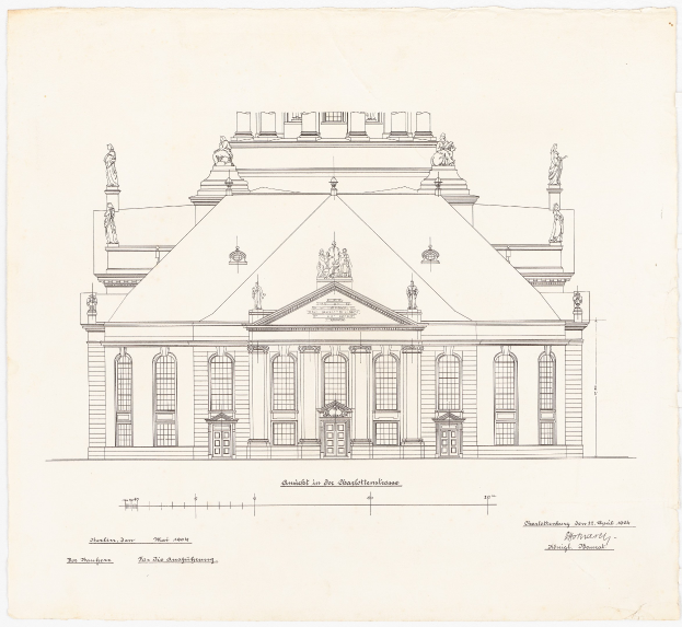 Ein detailliertes Zeichnung des Schlosshof-Fassaden in Dresden, Deutschland, mit zahlreichen Fenstern und Statuen, gezeichnet auf Papier mit begleitendem Text.